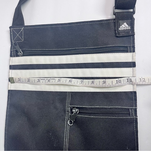 vintage y2k adidas flat crossover messenger bag black 3 stripe adjustable - Picture 9 of 14